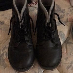 Boys dress boots